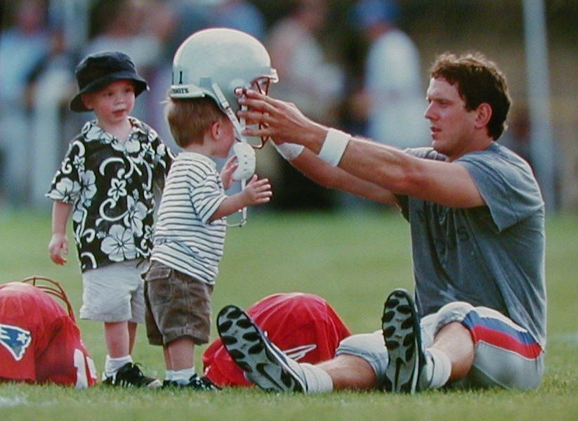 Drew Bledsoe and sons at Training camp